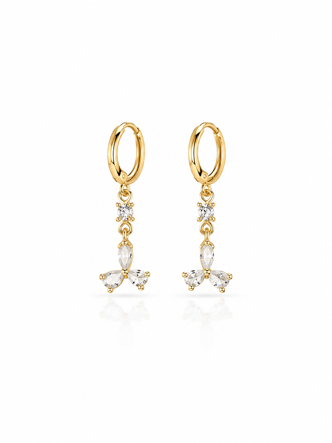 Arete circonea tipo trébol baguete  oro laminado