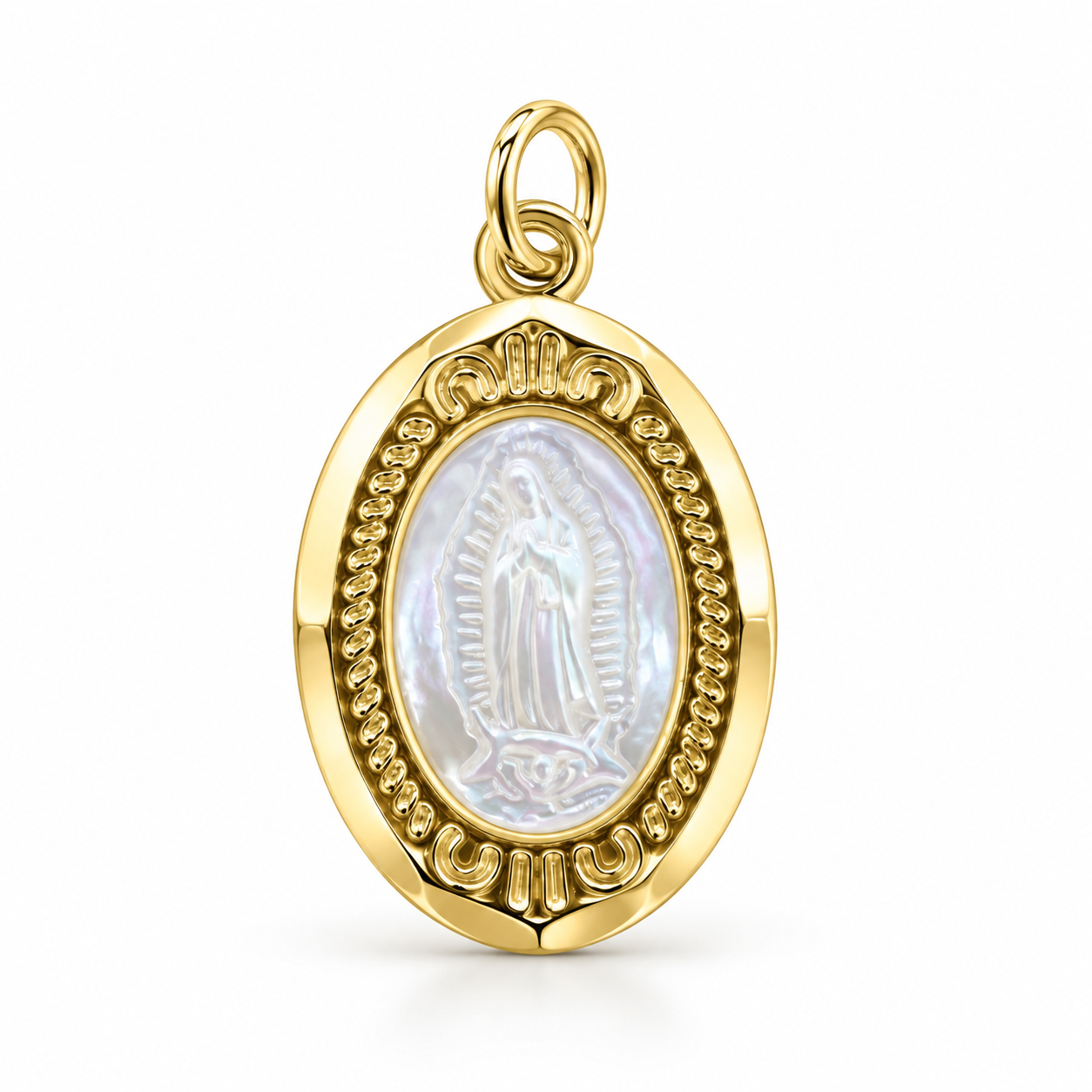 Medalla Virgen de Guadalupe nácar blanco  oro laminado